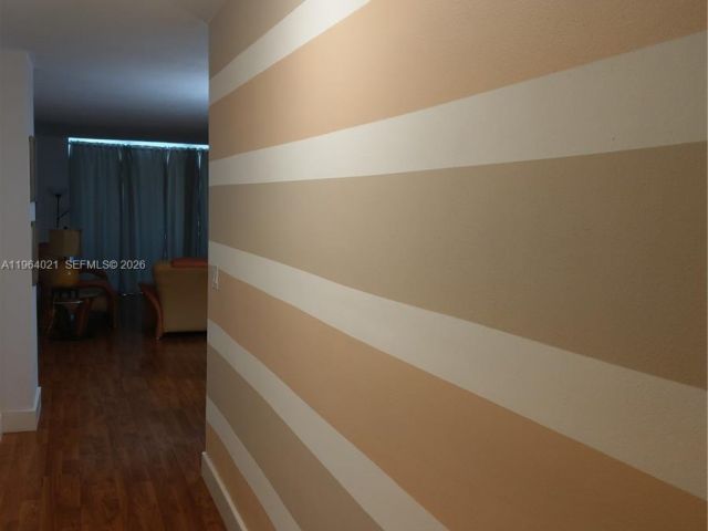 Apartment for rent  Unit #210 - photo 7466846