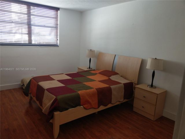 Apartment for rent  Unit #210 - photo 7466854