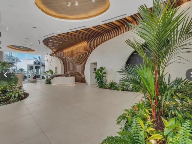 3-bedroom condo for rent in Miami - 700 NE 24th Street 2305 - MondialRealty