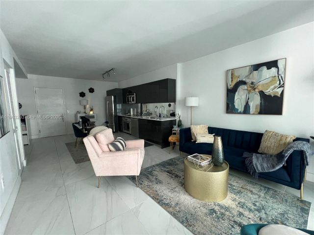 Apartment for rent  Unit #1404 - photo 7429293