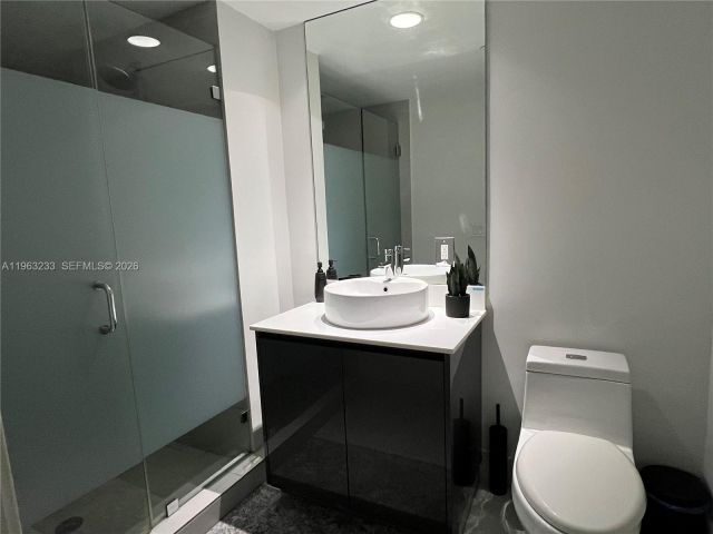 Apartment for rent  Unit #1404 - photo 7429297