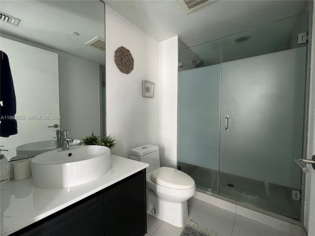 Apartment for rent  Unit #1404 - photo 7429298