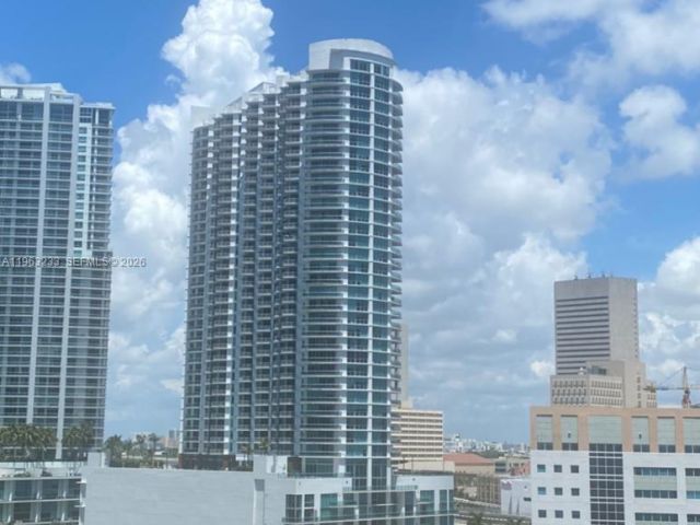 Apartment for rent  Unit #1404 - photo 7429301