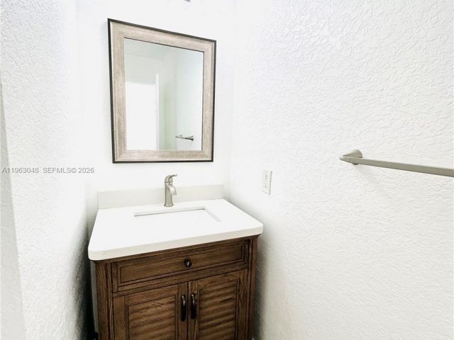 Home for rent at 16534 SW 97th Ter 16534 - photo 7428444