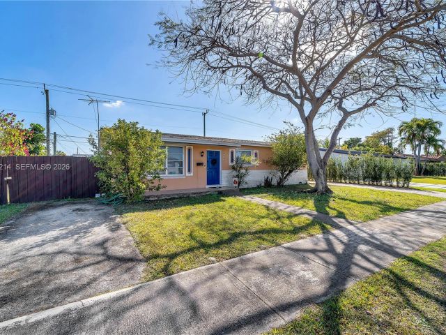 Home for sale at 3235 SW 93rd Ct - photo 7464464