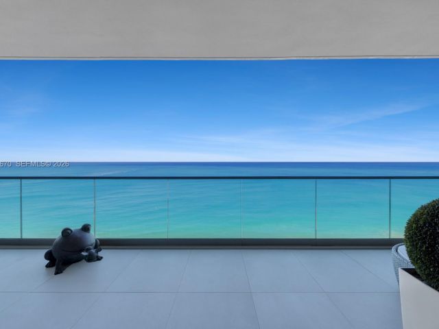 Apartment for sale  Unit #1706 - photo 7428334