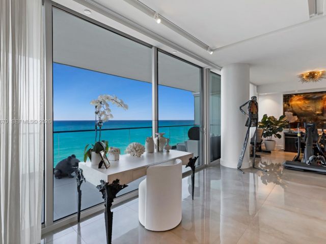 Apartment for sale  Unit #1706 - photo 7428349