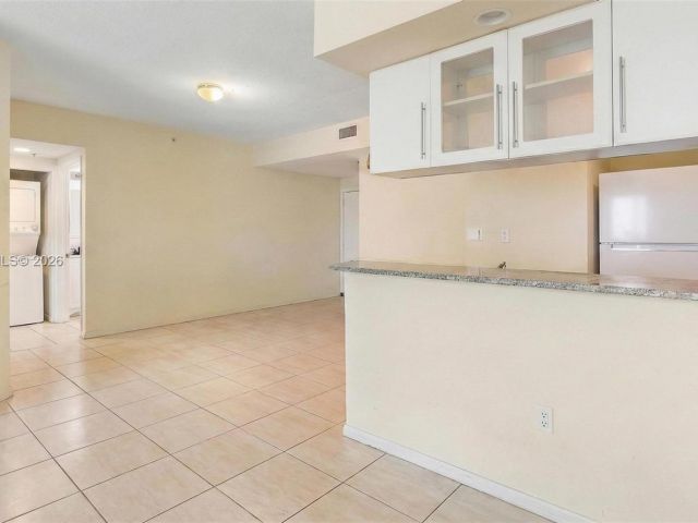 Apartment for sale  Unit #1510 - photo 7429363