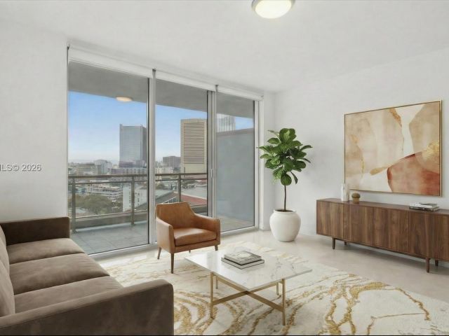 Apartment for sale  Unit #1608 - photo 7476548