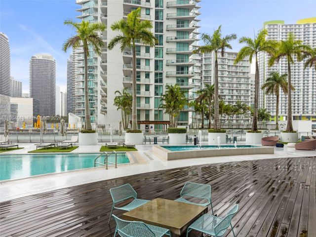 Apartment for sale  Unit #1608 - photo 7476563