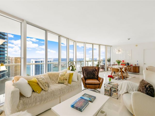 Apartment for rent  Unit #4704 - photo 7429117