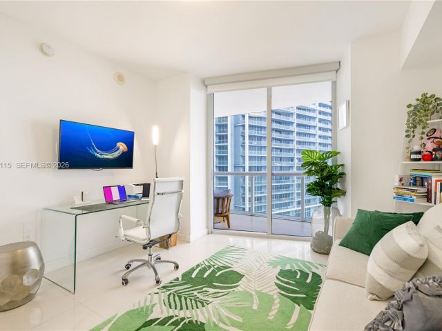 Apartment for rent  Unit #4704 - photo 7429126