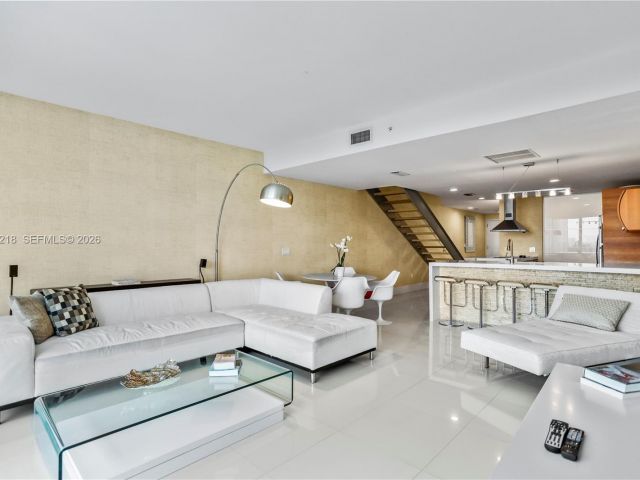 Apartment for rent  Unit #404 - photo 7430521