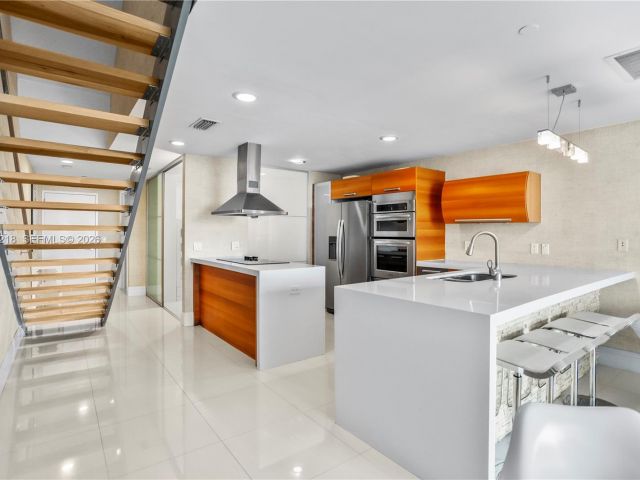 Apartment for rent  Unit #404 - photo 7430523