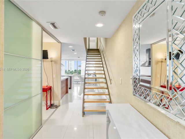 Apartment for rent  Unit #404 - photo 7430526