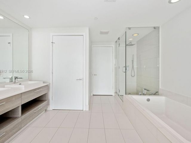 Apartment for sale  Unit #2205 - photo 7494734