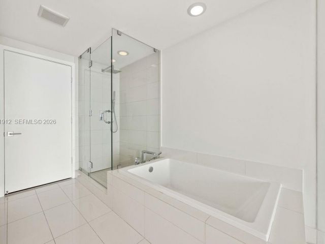 Apartment for sale  Unit #2205 - photo 7494736