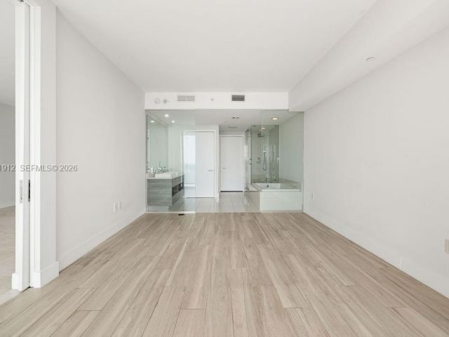 Apartment for sale  Unit #2205 - photo 7494739