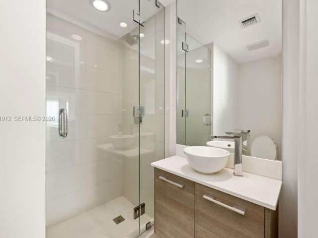 Apartment for sale  Unit #2205 - photo 7494741