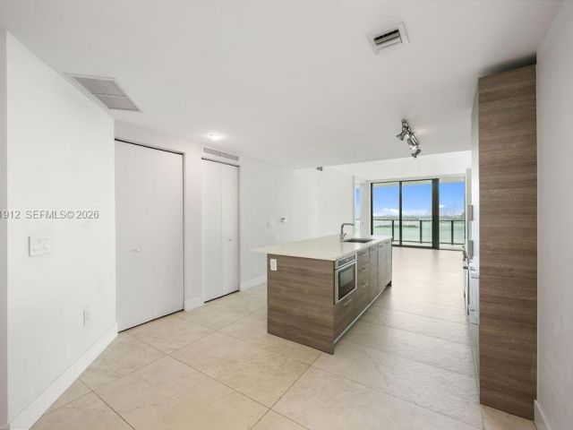 Apartment for sale  Unit #2205 - photo 7494742