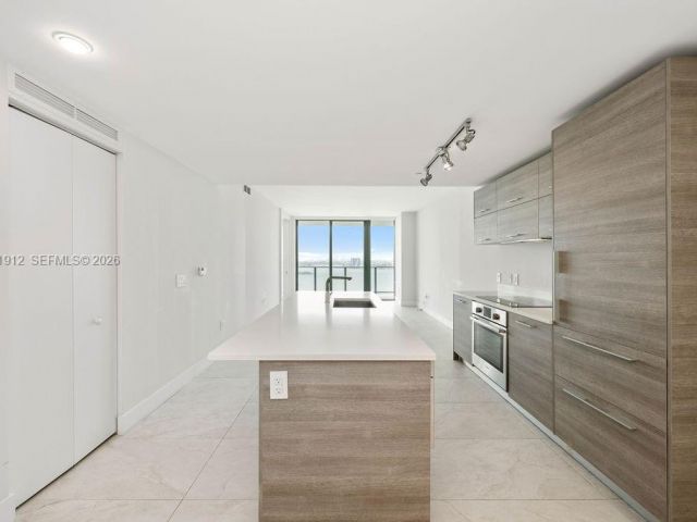 Apartment for sale  Unit #2205 - photo 7494743