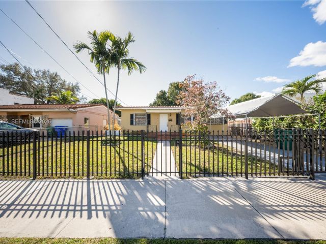 Home for sale at 3330 SW 2nd St - photo 7437436