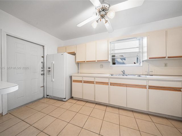 Home for sale at 3330 SW 2nd St - photo 7437451