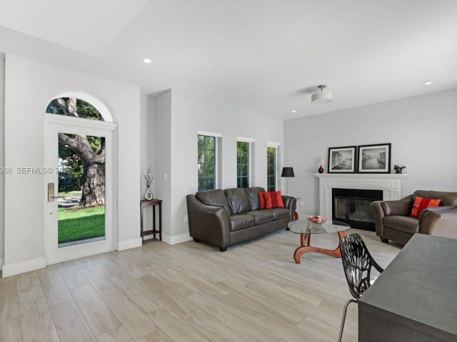 Home for sale at 1320 San Benito Ave - photo 7470717