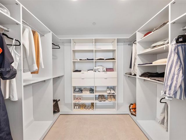 Apartment for sale  Unit #901 - photo 7428698