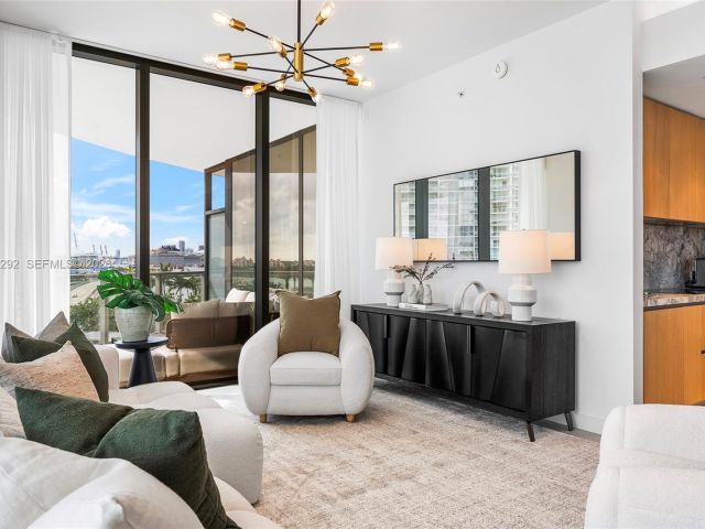 Apartment for sale  Unit #901 - photo 7428711