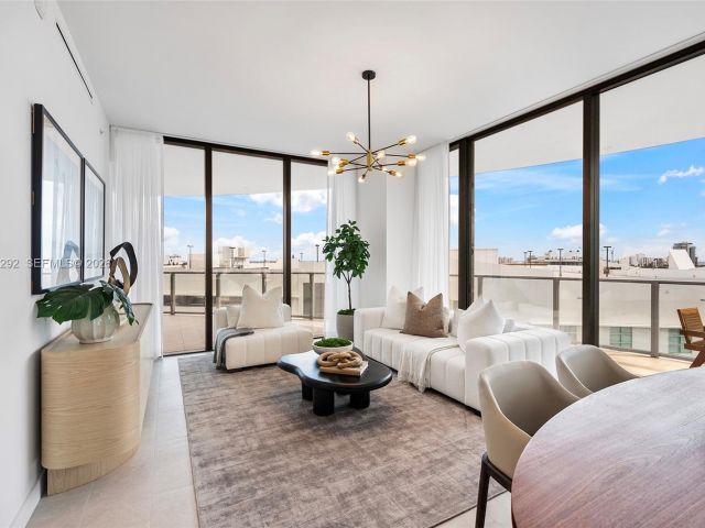 Apartment for sale  Unit #901 - photo 7428713