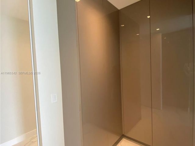 Apartment for rent  Unit #3605 - photo 7495623