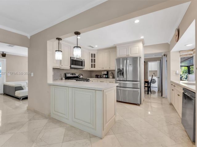 Home for rent at 11201 SW 136th St - photo 7428856