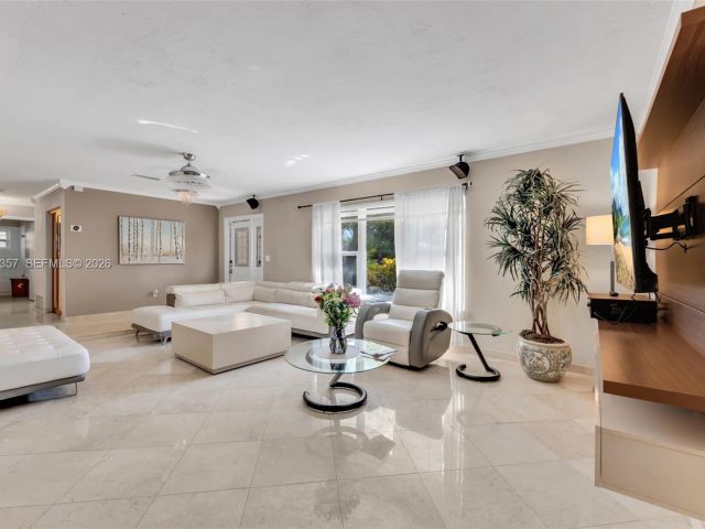 Home for rent at 11201 SW 136th St - photo 7428861