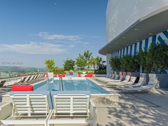 Apartment for rent  Unit #1805 - photo 7438695