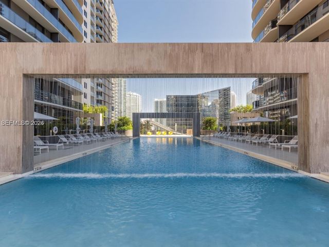 Apartment for rent  Unit #1805 - photo 7438696