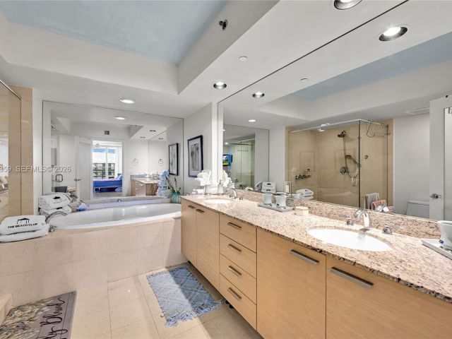 Apartment for sale  Unit #4708 - photo 7499233