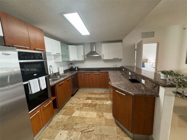 Apartment for rent  Unit #1108 - photo 7429339