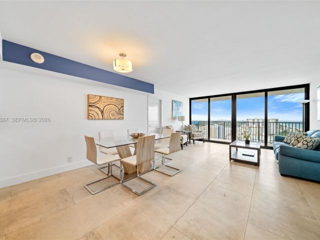 Apartment for rent  Unit #2304 - photo 7453884