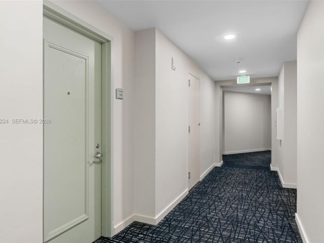 Apartment for rent  Unit #1505 - photo 7429800