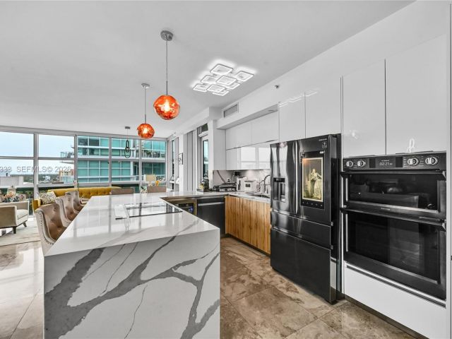 Apartment for sale  Unit #2-1107 - photo 7502493