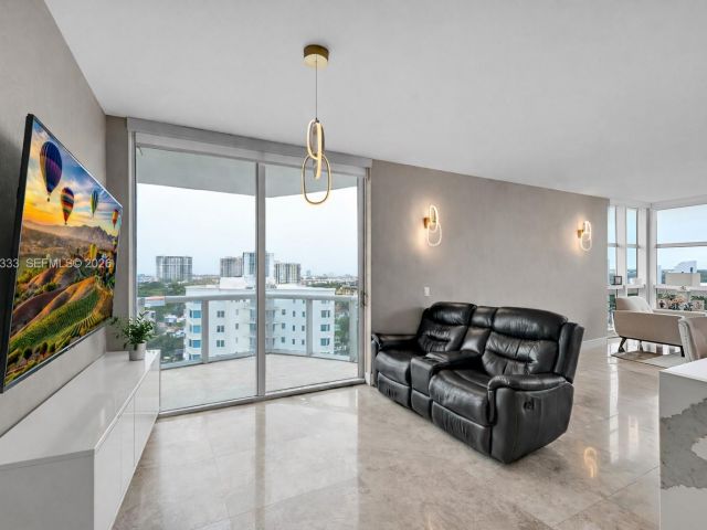 Apartment for sale  Unit #2-1107 - photo 7502496