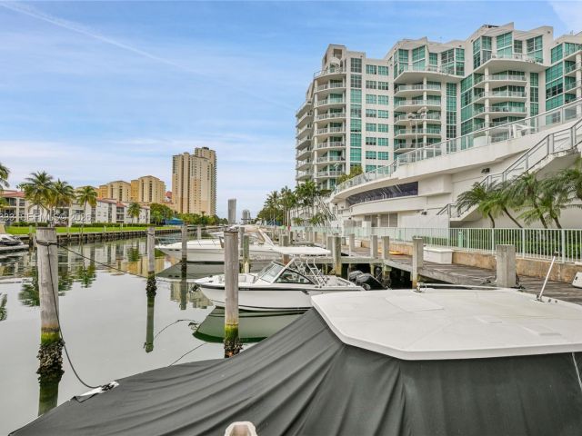 Apartment for sale  Unit #2-1107 - photo 7502508