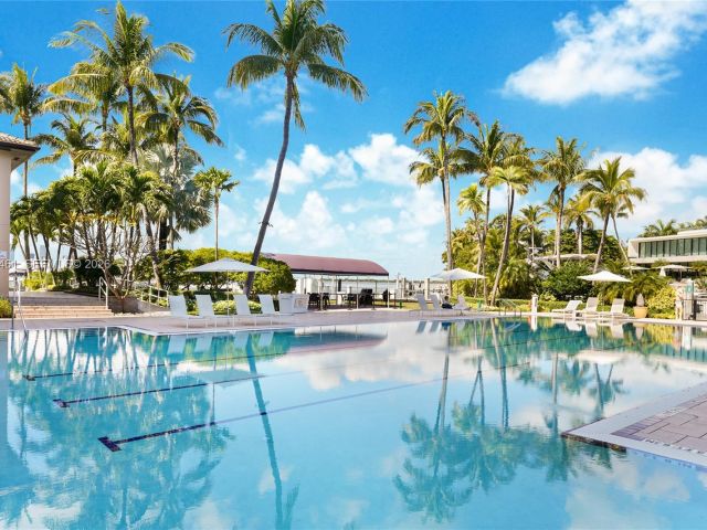 Apartment for sale  Unit #1806 - photo 7429115