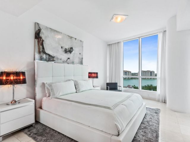 Apartment for rent  Unit #1001 - photo 7428934