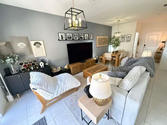 Home for sale at 20917 NE 8th Ave - photo 7444041