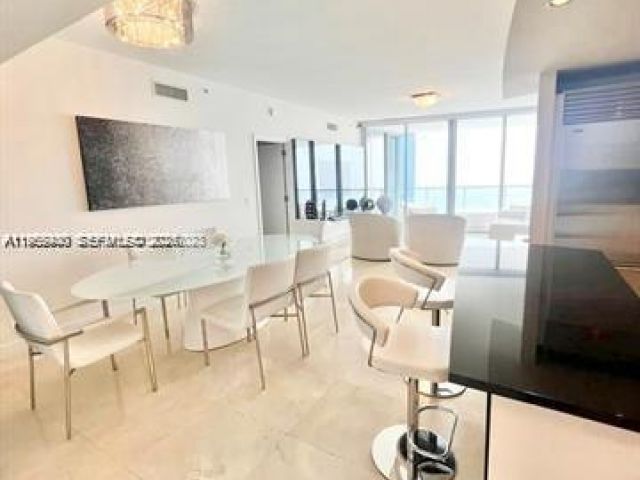 Apartment for rent  Unit #3903 - photo 7430226