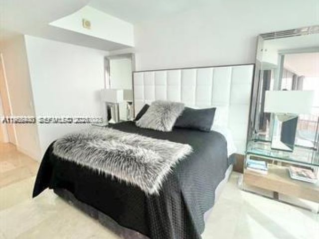 Apartment for rent  Unit #3903 - photo 7430235