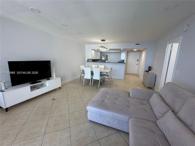 Apartment for rent  Unit #2217 - photo 7430016