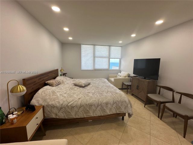 Apartment for rent  Unit #2217 - photo 7430019